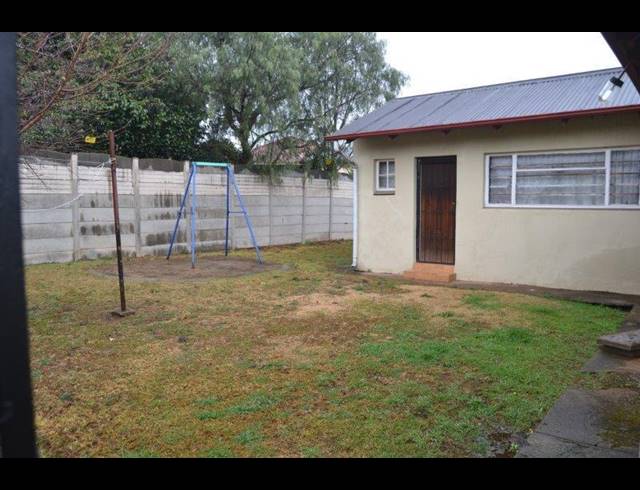 3 BEDROOM HOUSE FOR SALE IN GEDULD EXT 1